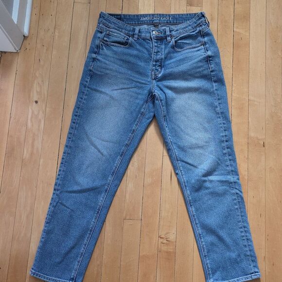 American Eagle Tomgirl Button Fly Cropped Jeans Size 8 - Picture 2 of 10